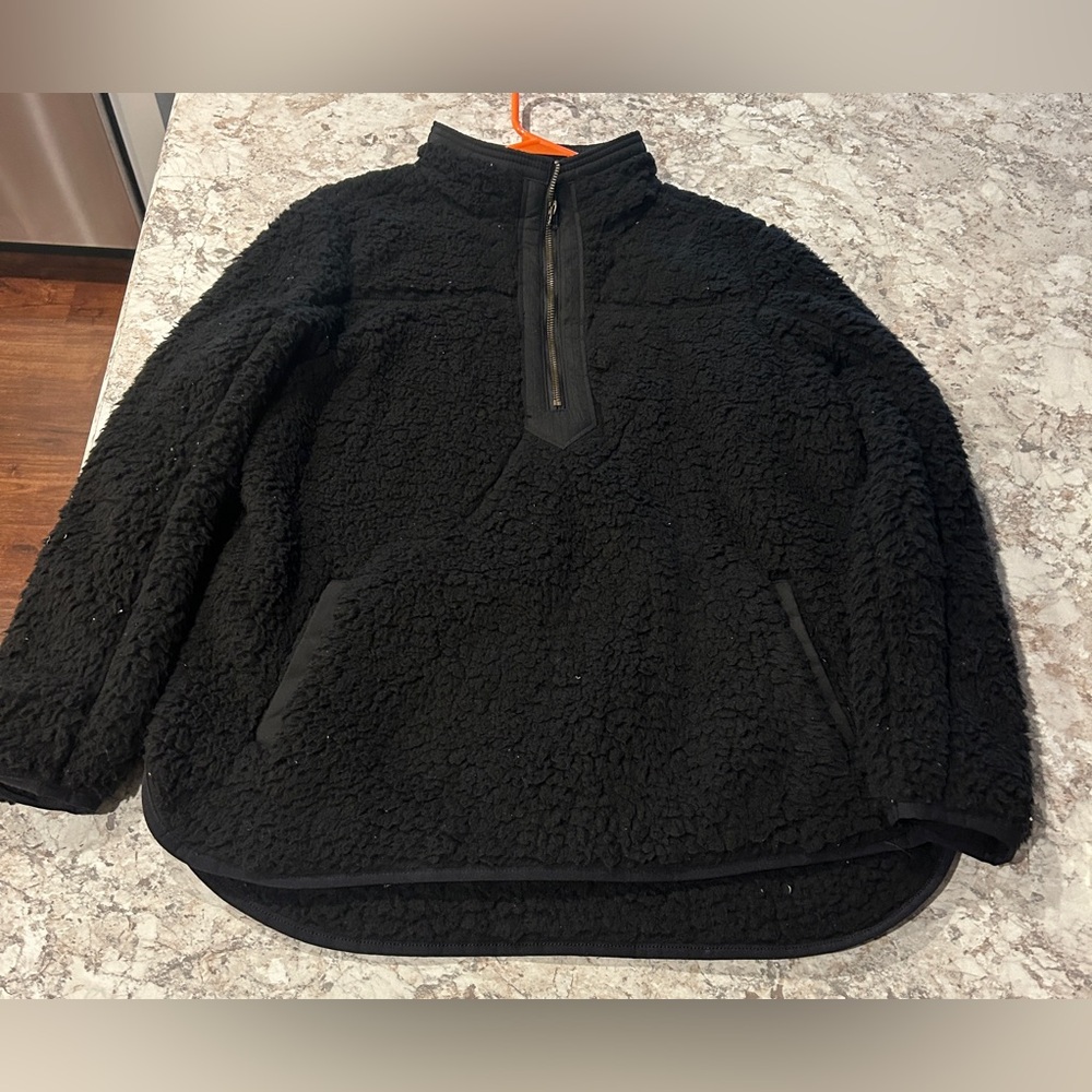Time & Tru Sherpa Pullover Black Women’s Large
